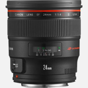 Das EF 24mm f/1.4L II USM Festbrennweiten-Objektiv bietet eine erstklassige Abbildungsqualitt. Die hohe Lichtstrke von 1:1,4 ermglicht auch Low-Light-Aufnahmen aus freier Hand oder bei Nacht mit einem Stativ groartige Resultate. Mit dem weiten 84-Bildwinkel bekommt man mehr aufs Bild und die hohe Lichtstrke ermglicht selbst bei einer so kurzen Brennweite eine attraktive Hintergrundunschrfe. Sofort bereit fr flchtige Momente reaktionsschneller Autofokus mit Ultraschallmotor (USM) und der Mglichkeit, den AF jederzeit manuell anzupassen, ohne dafr den AF-Modus zu verlassen. Die ideale Wahl fr alle, die professionell hochwertige Fotos oder Videos an den verschiedensten Orten aufnehmen mchten dieses Objektiv ist Teil der professionellen Canon L Serie, die besonders robust und gegen Staub und Spritzwasser geschtzt ist. Vorteile Das ideale Objektiv der L Serie fr Landschaften, Portrts und Reportagen fr erstklassige Foto- und Video-Ergebnisse Der integrierte Ultraschallmotor (USM) sorgt fr einen schnellen und leisen Autofokus, der sich jederzeit manuell anpassen lsst Der Schutz vor Staub und Spritzwasser ermglicht mit einem L Serie Objektiv auch unter ungnstigen Bedingungen das Weiterarbeiten Kompatibel mit APS-C- und Vollformat-DSLR-Kameras sowie mit spiegellosen Systemkameras der EOS M Serie mit optionalem EF-EOS M Adapter Lieferumfang EF 24mm f/1.4L II USM Objektivdeckel E Objektivbeutel LP1319 Streulichtblende EW-83K Objektivdeckel E-77 II Benutzerhandbuch Objektivdeckel E-77U Gut geeignet fr Innenrume * Reportage * Alle technischen Daten zeigen