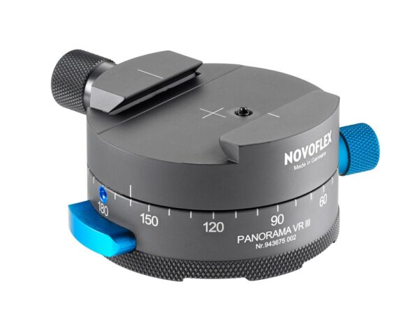 Novoflex PANORAMA VR III Auf der Unterseite Ausfräsungen um am Panoramawinkel QPL-VR PRO einen Verdrehschutz zu gewährleisten. Zusätzlich besitzt sie ein Kugellager