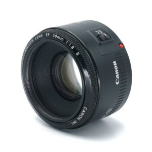 Dieses Canon EF 50mm 1.8 II Objektiv befindet sich im technisch und optisch in fantastischem Zustand