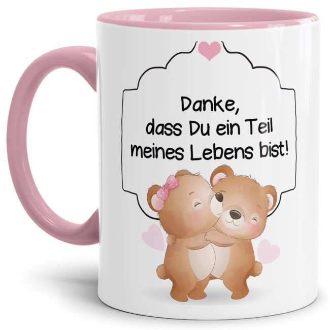 Liebevoll gestaltete Tasse mit Bärchen-Motiv mit rosa Akzent und süßem Spruch - Teil meines Lebens. Die ideale Geschenk-Idee für Verliebte