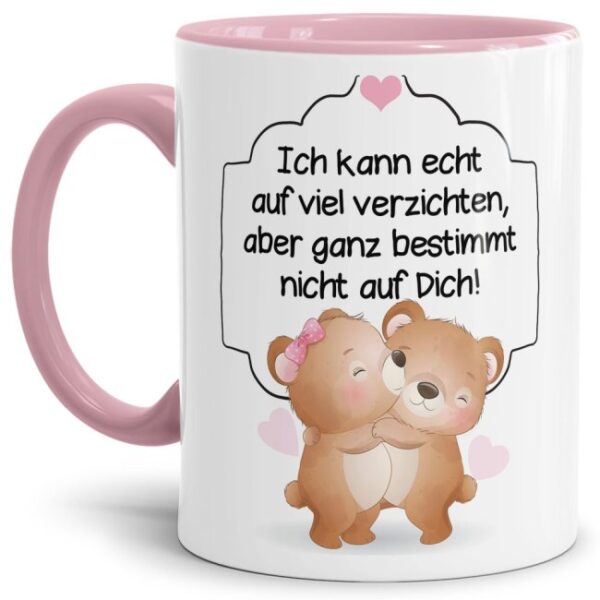 Liebevoll gestaltete Tasse mit Bärchen-Motiv mit rosa Akzent und süßem Spruch - ich kann auf viel verzichten. Die ideale Geschenk-Idee für...