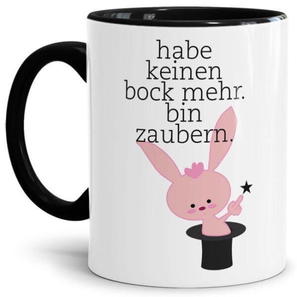 Unsere lustige schwarze Kaffeetasse mit dem bocklosen Hasi passt in jede Lebenslage und zu jeder Situation