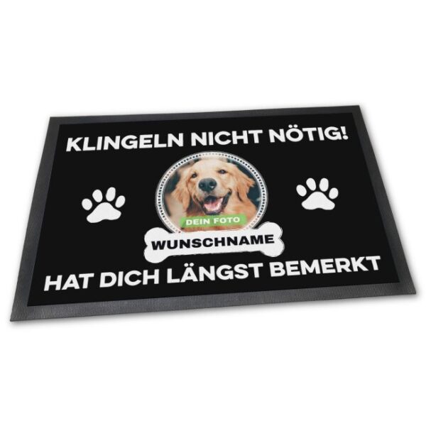 Fußabtreter mit Hunde-Spruch - Klingeln nicht nötig" mit Foto & Name selbst gestalten. Mit dieser Fußmatte direkt an der Haustür ein Statement..."