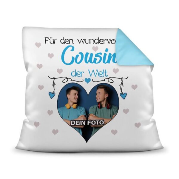 Suchst Du ein besonderes Fotogeschenk für Deinen Cousin? Hier gestaltest Du ein edles Fotokissen für den besten Cousin mit dem schönsten