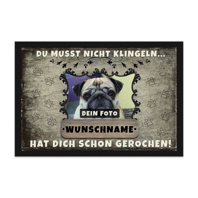 Du bist Hundebesitzer und möchtest das auch gleich Deinem Besuch an der Wohnungstür übermitteln? Dann gestalte hier Deinen eigenen Willkommen...