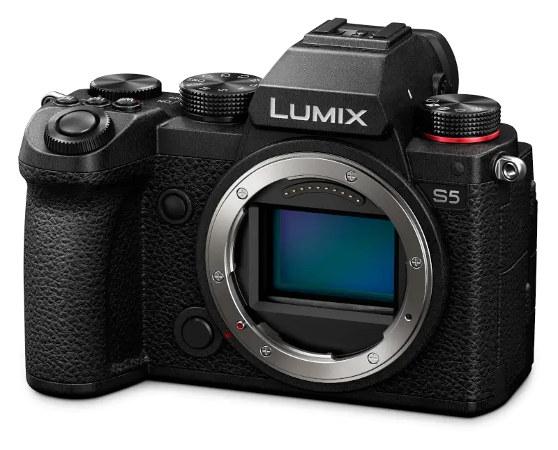 24 Megapixel Sensor mit Dual-Native-ISO Technologie Das Herzstück der Panasonic Lumix S5 ist der 24