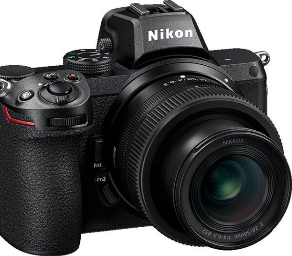 Nikon Z 5 KIT 24-50 mm 1:4.0-6.3 Systemkamera (NIKKOR Z 24-50 mm 1:4.0-6.3, 24,3 MP, Bluetooth, WLAN (WiFi)