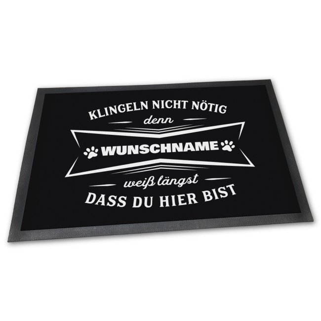 Fußabtreter mit Hunde-Spruch - Klingeln nicht nötig" mit Name selbst gestalten. Mit dieser Fußmatte direkt an der Haustür ein Statement setzen und..."