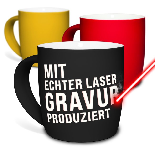 Gestalte hier Deine Tasse mit Gravur und Deinem persönlichen Wunschtext. Es stehen Dir 5 Zeilen zum Beschriften zur Verfügung. Du kannst für jede...