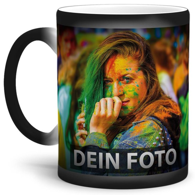 Überrasche Deine Freunde und Lieblingsmenschen mit dieser besonderen Farbwechsel-Tasse mit matt-schwarzer Oberfläche. Füllt man heiße Getränke...