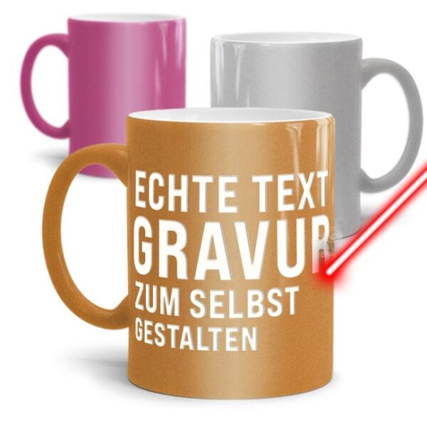 Gestalte hier Deine gravierte Tasse mit Wunschtext und glänzendem Metallic-Effekt. Es stehen Dir 5 Zeilen zum Beschriften zur Verfügung. Wähle aus...