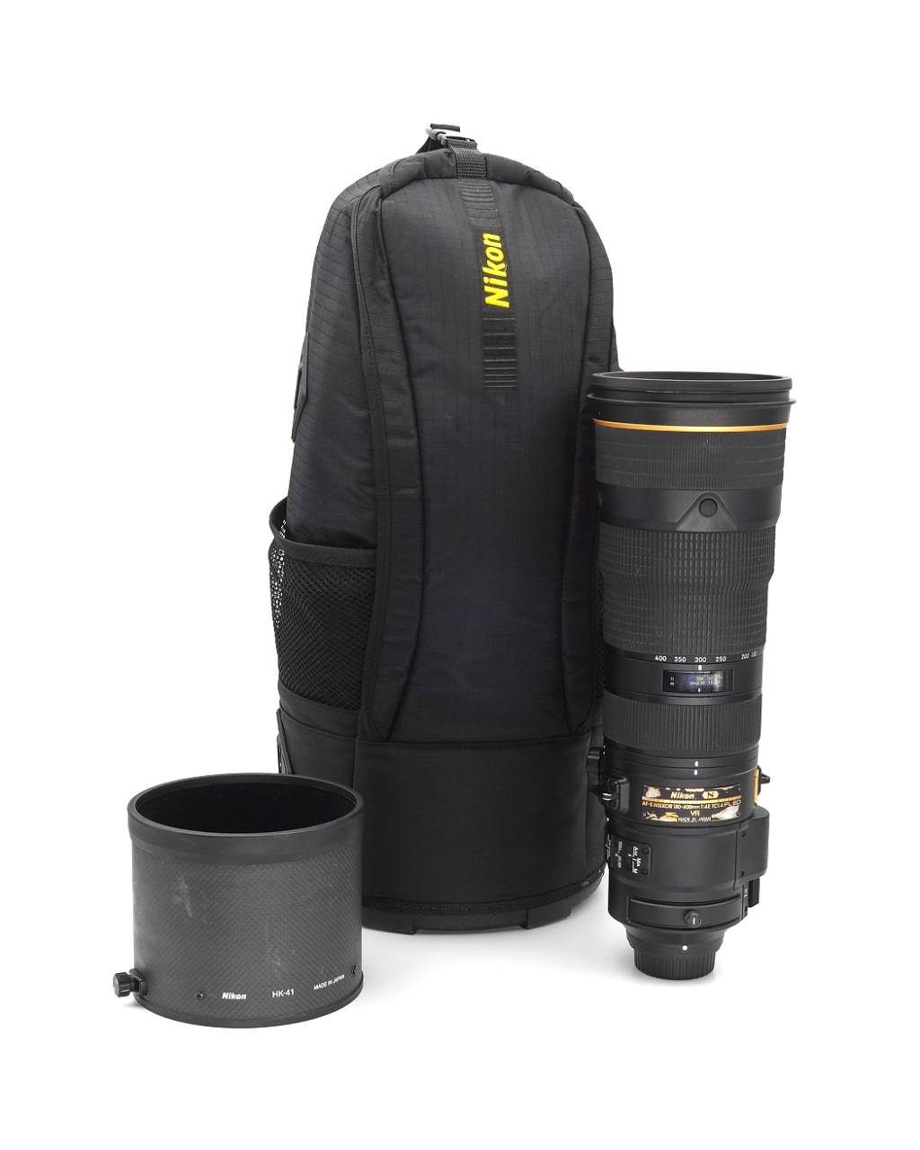 Dieses Nikon AF-S NIKKOR 180-400mm Objektiv befindet sich im technisch einwandfreien Zustand. Guter Zustand