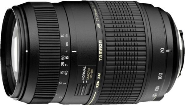 Dieses Tamron 70-300mm 4.0-5.6 Objektiv befindet sich technisch und optisch im fantastischen Zustand