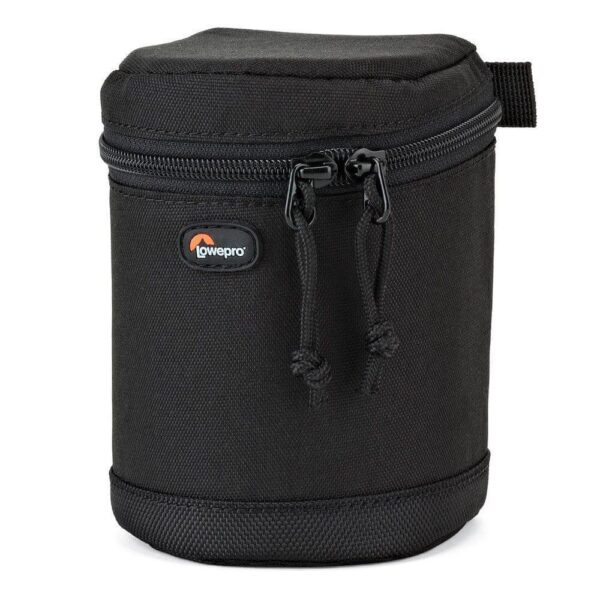 Transportieren Sie Ihre wertvollen Objektive in den speziell dafür entwickelten schützenden Objektivköchern von Lowepro. Jedes Lens Case ist aus einem dicken Schaumstoff