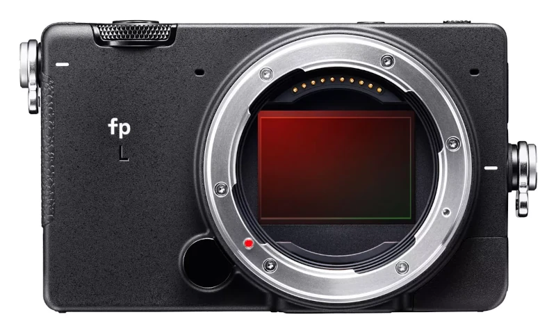 SIGMA fp L - die weltweit kleinste und leichteste* spiegellose Wechselobjektiv-Kamera mit einem ca. 61 Megapixel Vollformat-Bildsensor Die fp L verfügt über einen