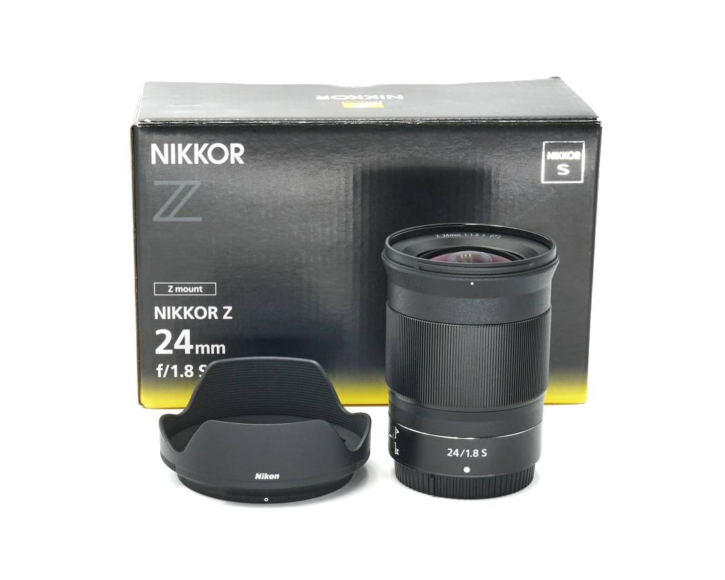 Dieses Nikon Nikkor Z 24mm 1.8 S Objektiv befindet sich technisch und optisch im fantastischen Zustand