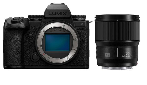 Die perfekte Kamera für den Creator Mit ihrem exklusiven schwarzen Design und den überragenden Videofunktionen ist die LUMIX S5M2X die perfekte Kamera für den modernen