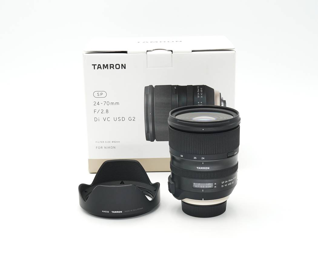 Dieses Tamron Objektiv befindet sich technisch und optisch im fantastischen Zustand