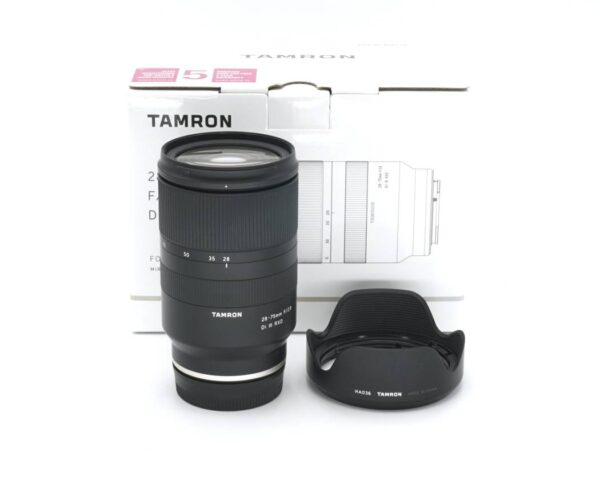 Dieses Tamron 28-75mm 2.8 Objektiv wurde komplett überprüft und befindet sich technisch im einwandfreien Zustand. Das Objektiv weist nur übliche