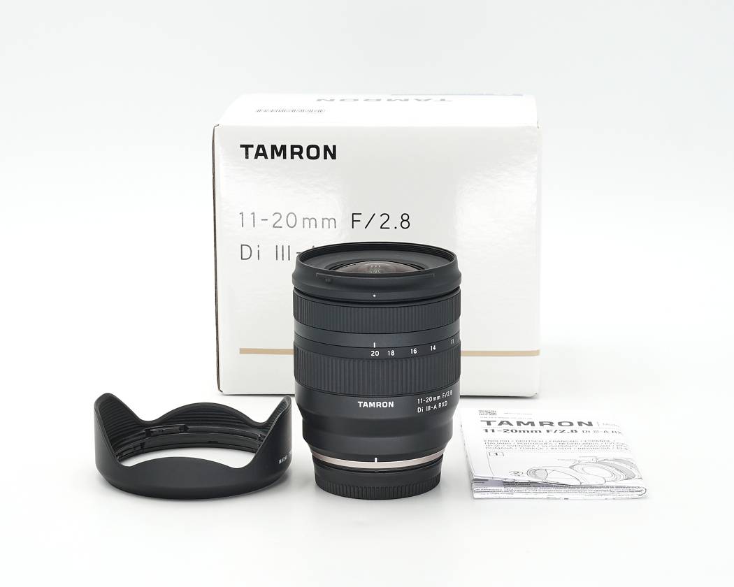 Einzelstück zum Sonderpreis Dieses Tamron Objektiv stand lediglich in unserer Ausstellungsvitrine im Showroom. Die Optik weist keinerlei Nutzspuren auf und befindet sich nach