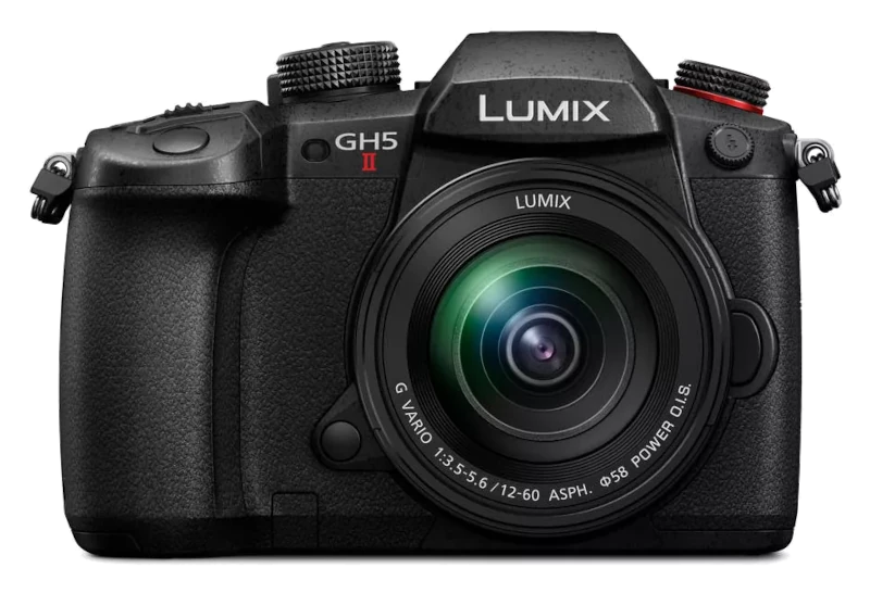 Die Lumix GH5 II spricht als klassische Hybrid-Kamera Foto- und Videografen gleichermaßen an und überzeugt mit vielen Verbesserungen und neuen