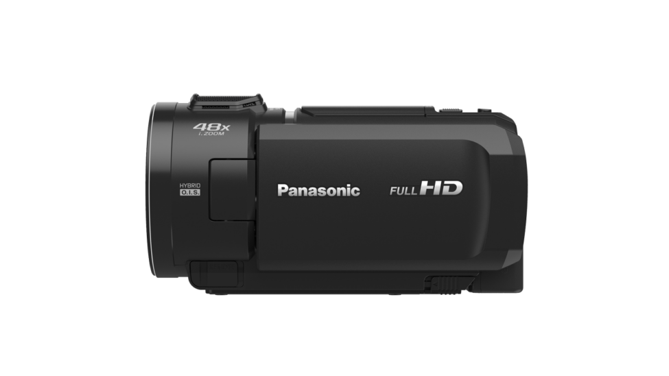 Beste Full HD Bildqualität und neue Freiheiten beim Aufnehmen finden anspruchsvolle Filmer im V900 vereint. Das Leistungsstarke Panasonic-Objektiv bietet bis zu 25mm