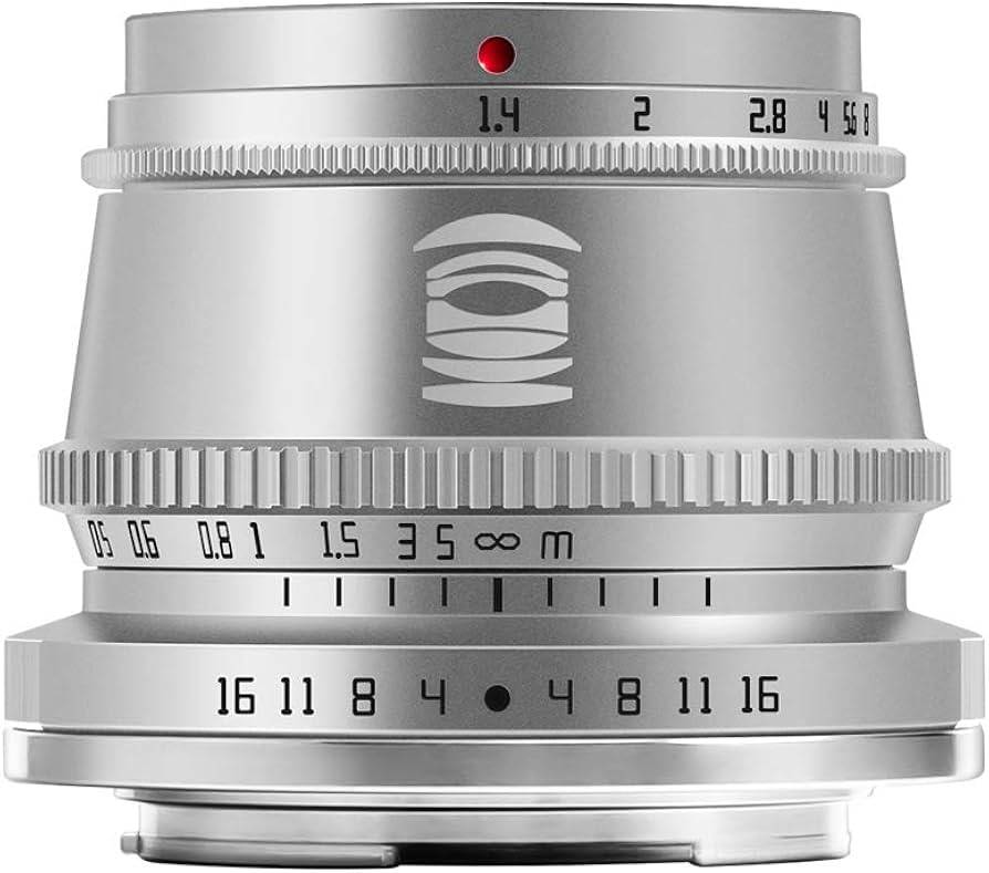 Dieses TTArtisan 35mm 1.4 Objektiv stammt aus unserer Ausstellung