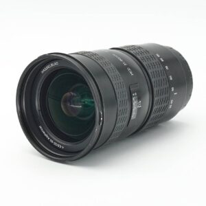 Dieses Hasselblad HCD 35-90mm Objektiv befindet sich im technisch einwandfreien Zustand. Das Objektiv weist äußerlich allgemein übliche