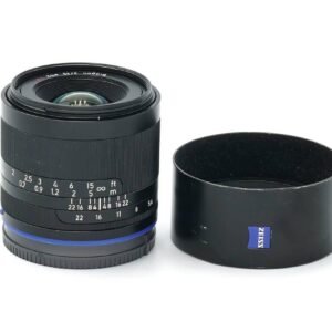 Dieses ZEISS Loxia 35mm Objektiv befindet sich im technisch einwandfreien Zustand. Auch äusserlich praktisch wie neu