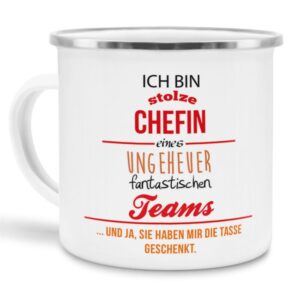 Emaillebecher mit Spruch - Stolze Chefin - für die besten Chefinnen. Die Chefin-Tasse aus Emaille überzeugt durch ihren Vintage-Look