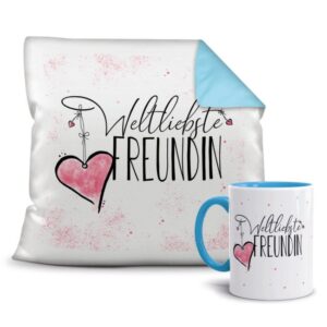 Dieses persönliche Geschenk-Set besteht aus einer Tasse und einem passenden Kissen mit Spruch - Weltliebste Freundin - Kissen und Tasse Hellblau....