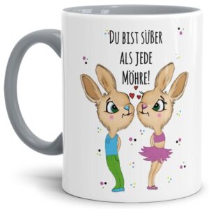 Unser süßer Kaffeebecher mit Hasenmotiv ist nicht nur zum Osterfest der Hingucker. Als nette Geschenkidee zu Ostern und zu jedem Anlass - auch als...