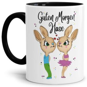 Unser liebevoll gestalteter Kaffeebecher Hasenliebe ist nicht nur zum Osterfest der Hingucker. Als nette Geschenkidee zu Ostern und zu jedem Anlass...