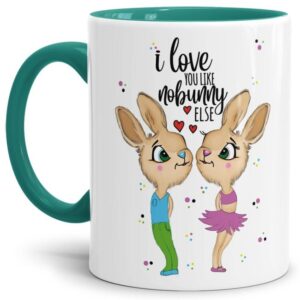 Unsere Hasen-Tasse mit lustigem Spruch und zwei süßen Häschen ist nicht nur zum Osterfest der Hingucker. Als nette Geschenkidee zu Ostern und zu...