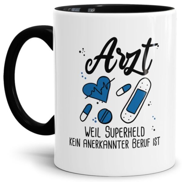 Unsere Berufe Tasse für Ärzte mit Spruch ist eine originelle Geschenkidee. Der Kaffeebecher - Superheld Arzt - ist eine tolle Art Danke zu sagen....