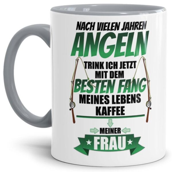 Bedruckter Kaffeebecher aus hochwertiger Keramik mit grauem Akzent für die Anglerfreundin - Eine süße Liebeserklärung für die Partnerin