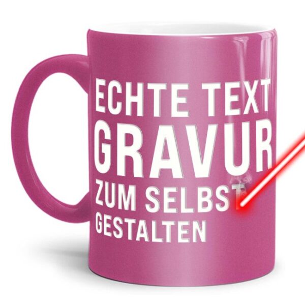 Gestalte hier Deine gravierte Tasse mit Wunschtext und glänzendem Metallic-Effekt. Es stehen Dir 5 Zeilen zum Beschriften zur Verfügung. Wähle aus...