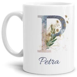 Liebevoll gestaltete Tasse mit Buchstabe und Name verziert mit einer Ranke aus Gräsern und Blumen. Der personalisierbare Kaffeebecher mit Monogramm...