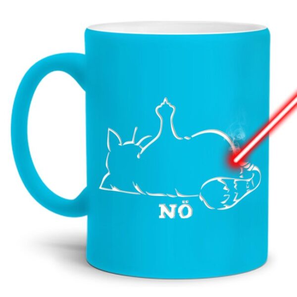 Gravierte Tasse mit Spruch - Nö Katze zeigt Mittelfinger - Lasergravur mit einzigartigem 3-D-Effekt - eine lustige Bürotasse für den Schreibtisch