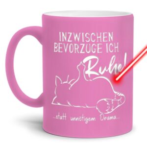 Gravierte Tasse mit Spruch - Ruhe statt Drama - Lasergravur mit einzigartigem 3-D-Effekt - eine lustige Bürotasse für den Schreibtisch