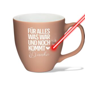 Kaffee- und Teeliebhaber kommen mit dieser XXL Porzellantasse in Premiumqualität voll auf ihre Kosten. Durch die besonders Soft Touch Oberfläche...