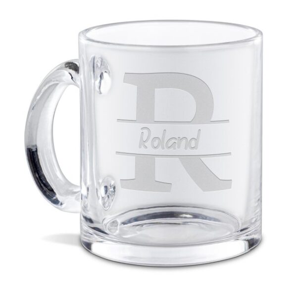 Unsere hochwertig gravierte Tasse aus Glas mit Initiale R und Name ist ein edles