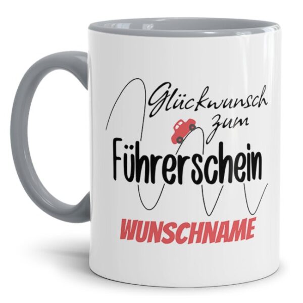 Liebevoll designter Kaffeebecher mit Spruch - Glückwunsch zum Führerschein - als Geschenkidee zur bestandenen Fahrschulprüfung für beste Freunde...