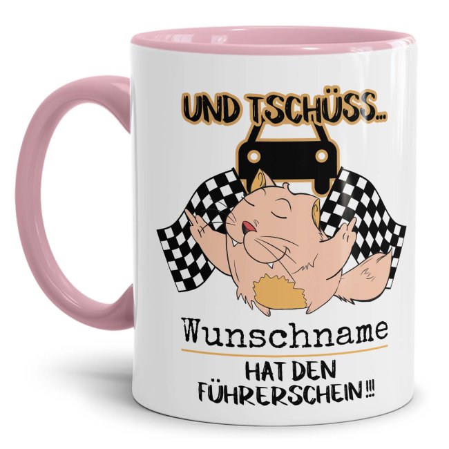 Lustiger Kaffeebecher mit Spruch als Geschenk zur bestandenen Fahrschulprüfung für beste Freunde und Familienmitglieder. Die Kaffeetasse aus...