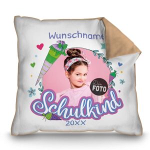 Ihr sucht ein persönliches und individuelles Geschenk zum Schulbeginn? Unser Kuschelkissen wird mit dem Foto und Namen des Schulkindes