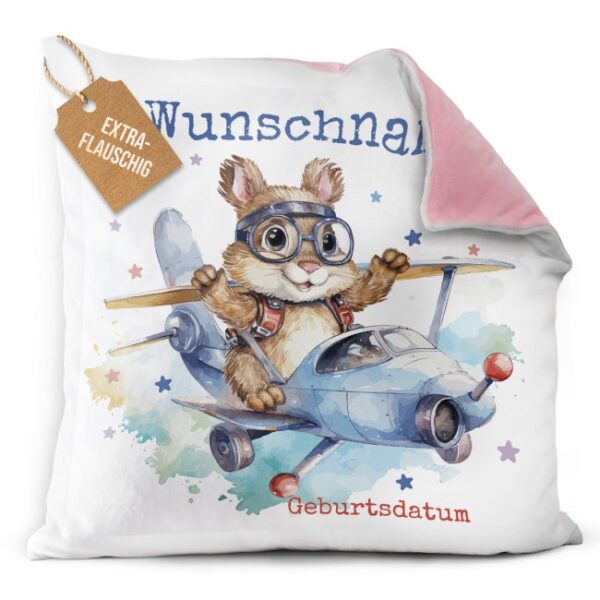 Unser rosanes Flauschkissen mit süßem Tiermotiv - Flughörnchen - ist ein besonderes Highlight in jedem Kinderzimmer und lässt Kinderherzen...