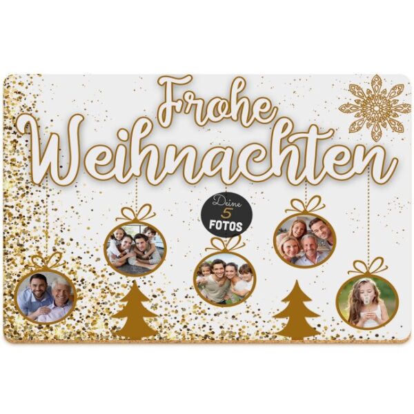 Dieses hübsche Weihnachts-Platz-Set kann mit Deinen Lieblingsfotos von Dir selbst gestaltet werden. Jede Weihnachtsbaumkugel bekommt ihr eigenes...