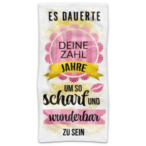 Du brauchst unbedingt eine individuelle Geschenkidee zum Geburtstag? Unser bedrucktes Geburtstags-Handtuch mit lustigem Spruch ist da genau das...