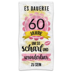 Du brauchst unbedingt eine individuelle Geschenkidee zum 60. Geburtstag? Unser bedrucktes Geburtstags-Handtuch mit lustigem Spruch ist da genau das...