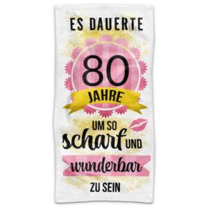 Du brauchst unbedingt eine individuelle Geschenkidee zum 80. Geburtstag? Unser bedrucktes Geburtstags-Handtuch mit lustigem Spruch ist da genau das...